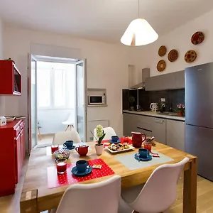 Jolie Julie Guest house